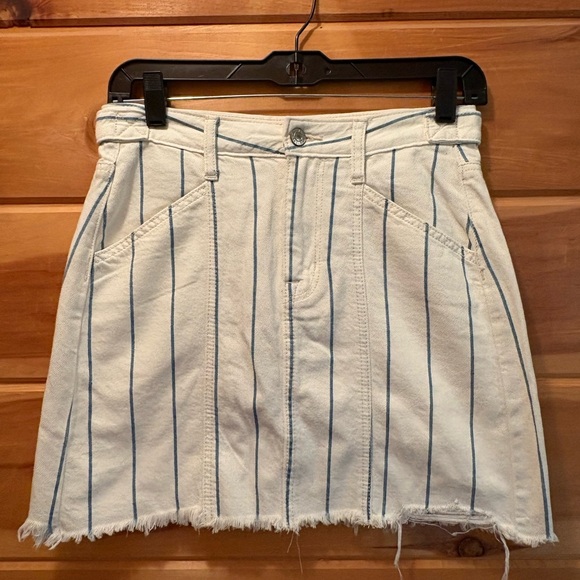 American Eagle Outfitters Blue and White A-Line Mini Skirt - Picture 1 of 12